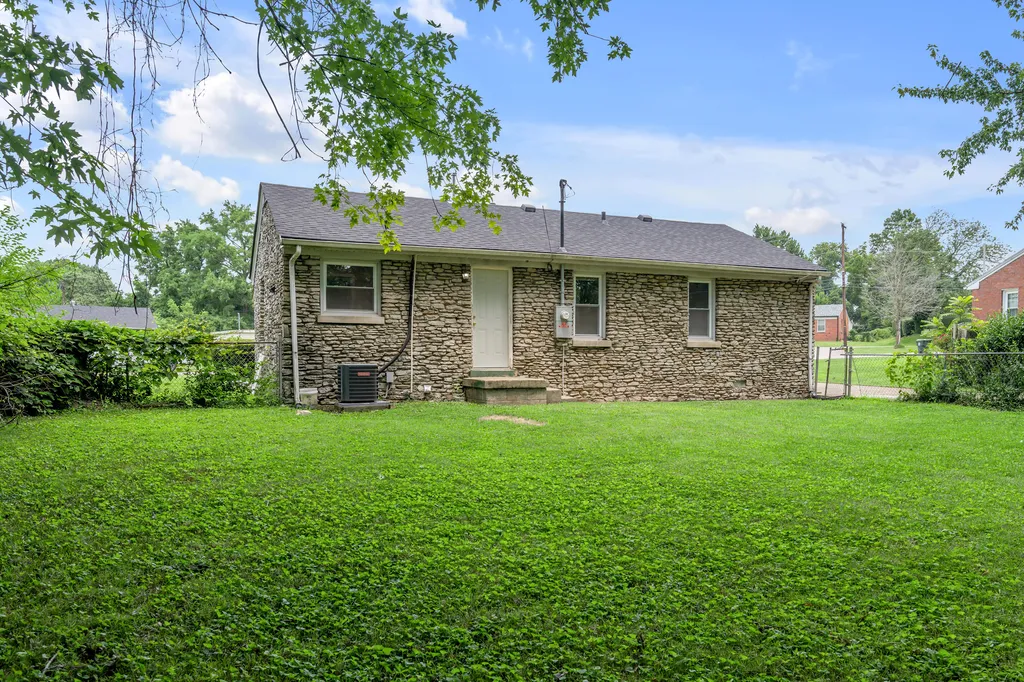 2230 Circle Drive Lexington KY 40505