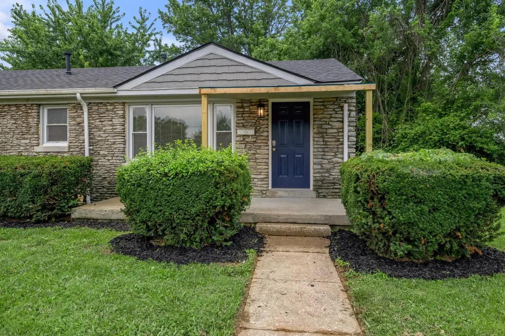 2230 Circle Drive Lexington KY 40505