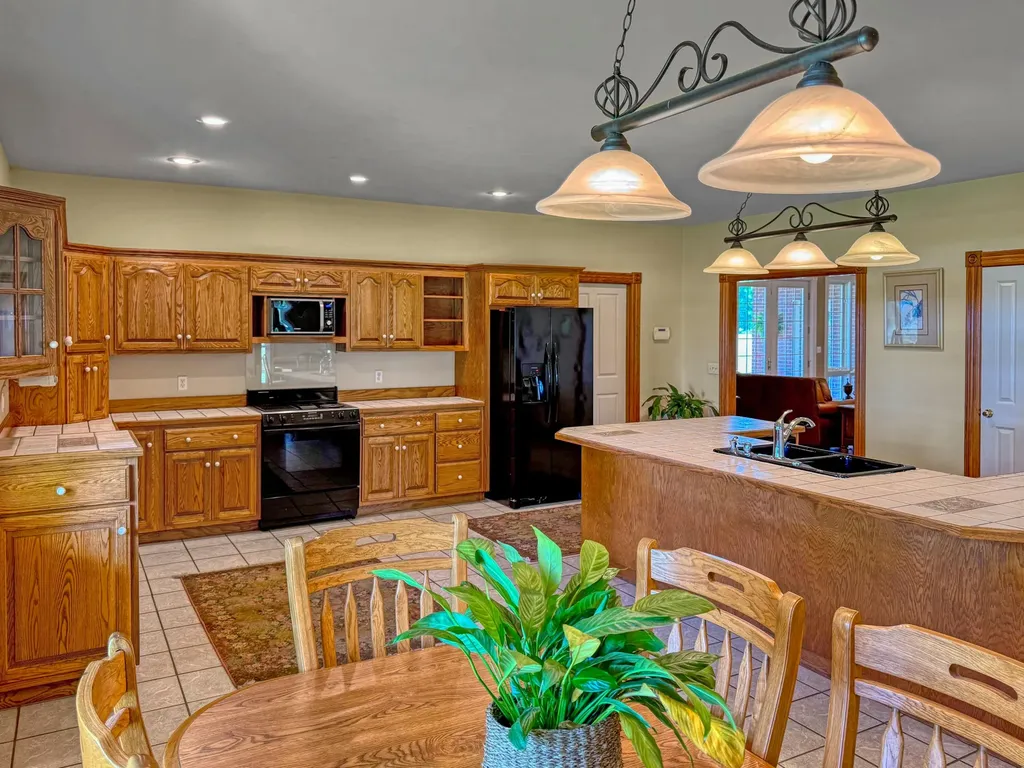 730 Rob Mason Road Murray KY 42071