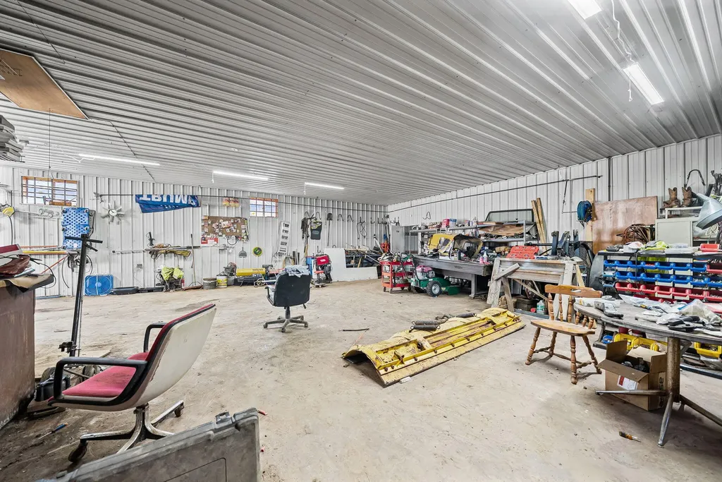 243 Mitch Lane Hopkinsville KY 42240