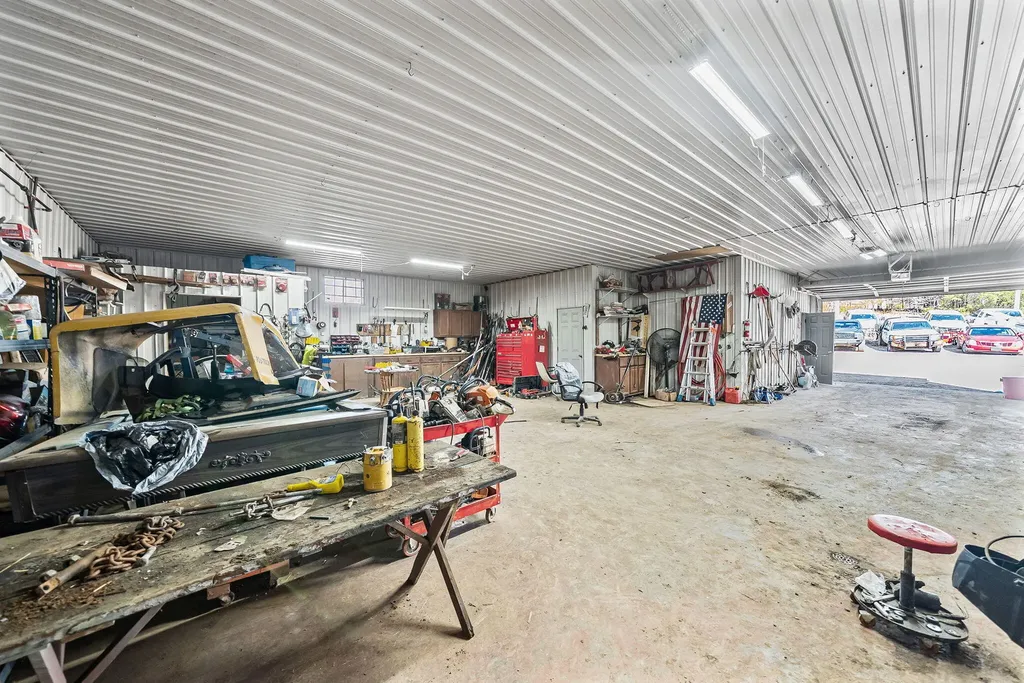 243 Mitch Lane Hopkinsville KY 42240