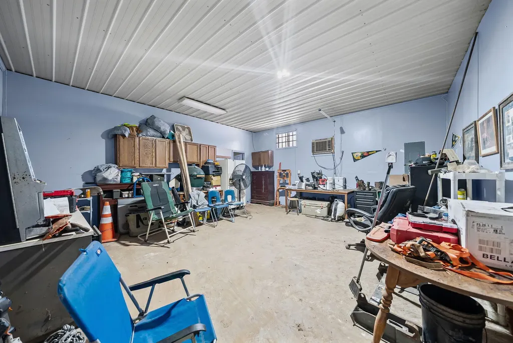 243 Mitch Lane Hopkinsville KY 42240