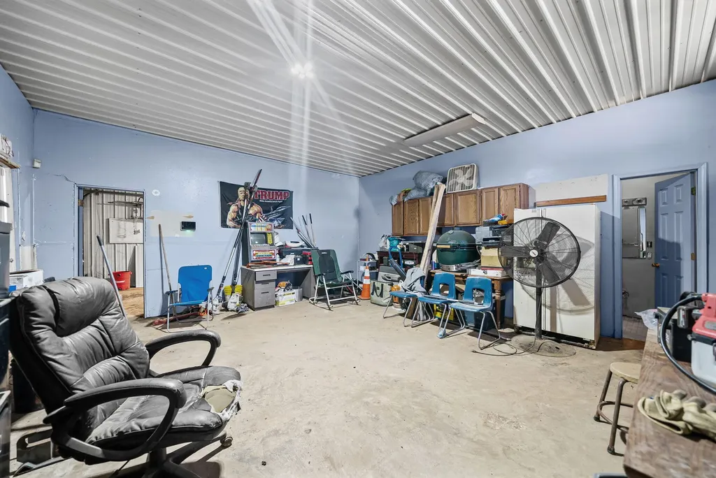 243 Mitch Lane Hopkinsville KY 42240