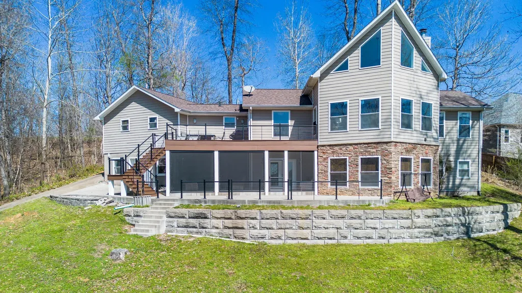 171 Chelsea Road Eddyville KY 42038