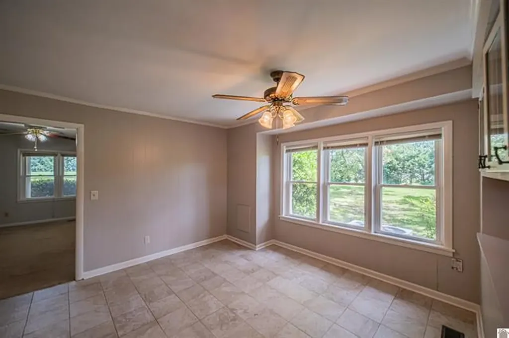 893 Peach Orchard Road Murray KY 42071