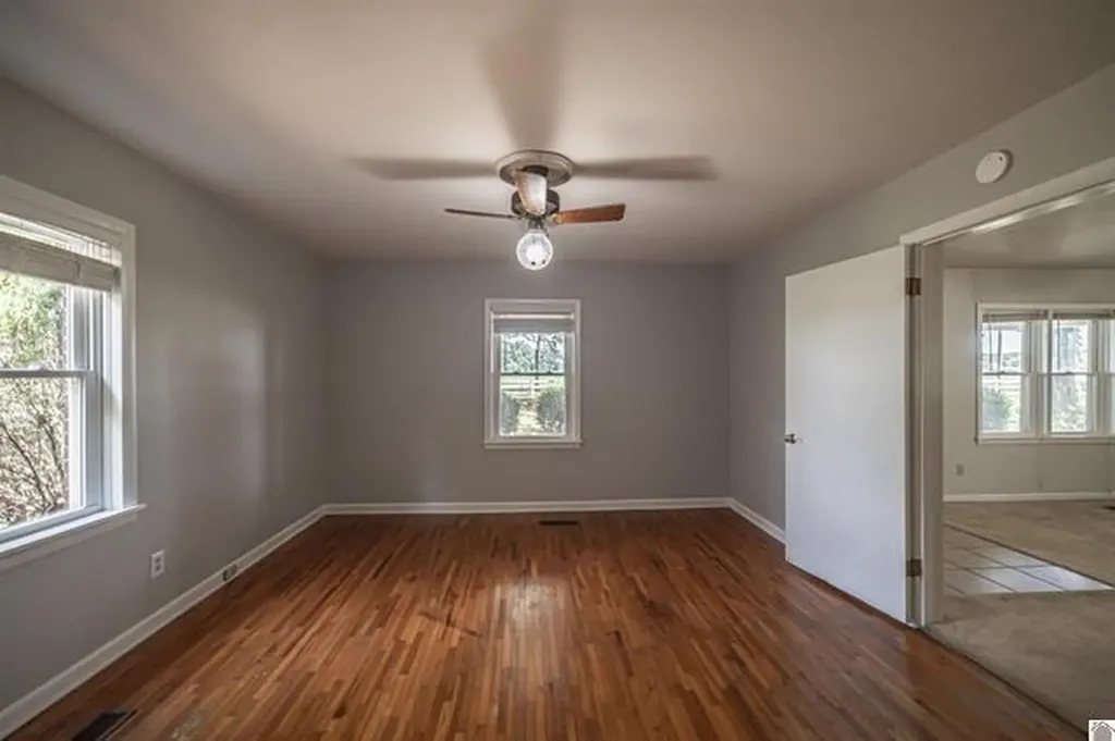 893 Peach Orchard Road Murray KY 42071