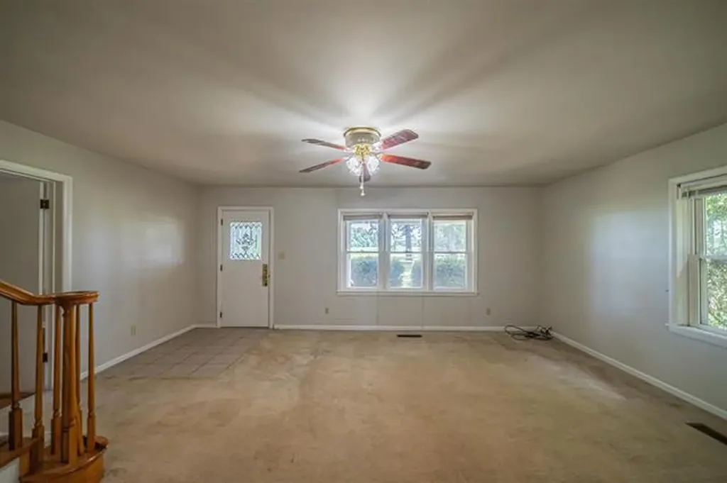 893 Peach Orchard Road Murray KY 42071
