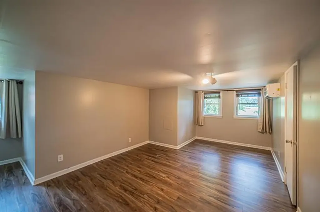 893 Peach Orchard Road Murray KY 42071