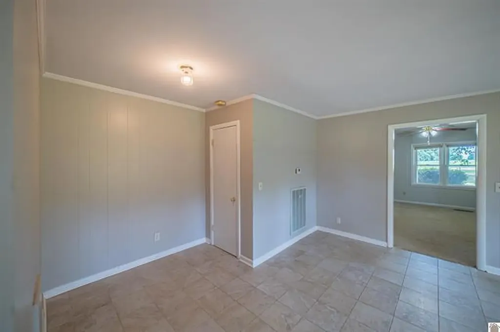 893 Peach Orchard Road Murray KY 42071