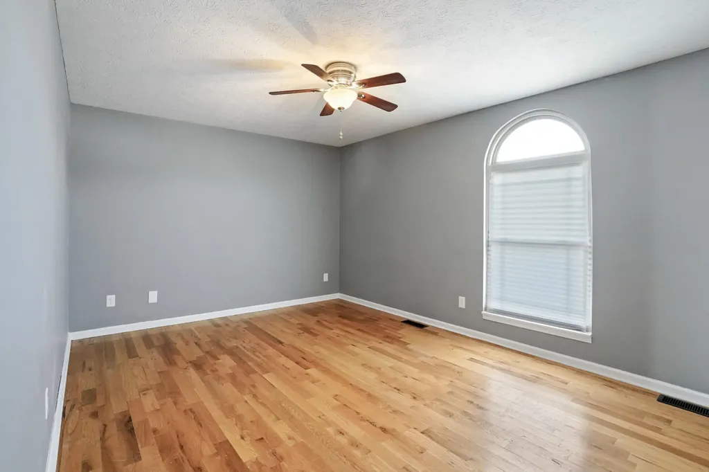 799 Hidden Loop Drive Somerset KY 42503