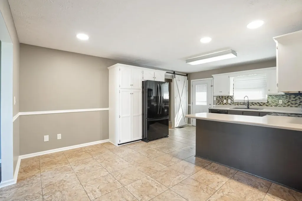 799 Hidden Loop Drive Somerset KY 42503