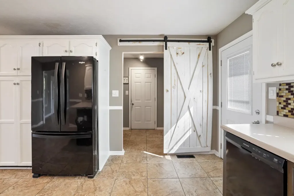 799 Hidden Loop Drive Somerset KY 42503