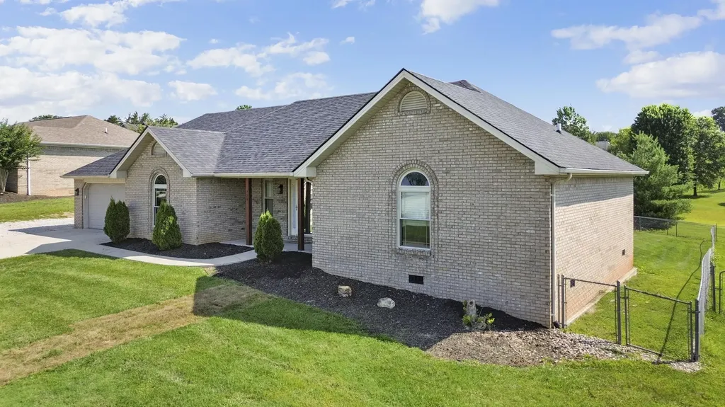 799 Hidden Loop Drive Somerset KY 42503