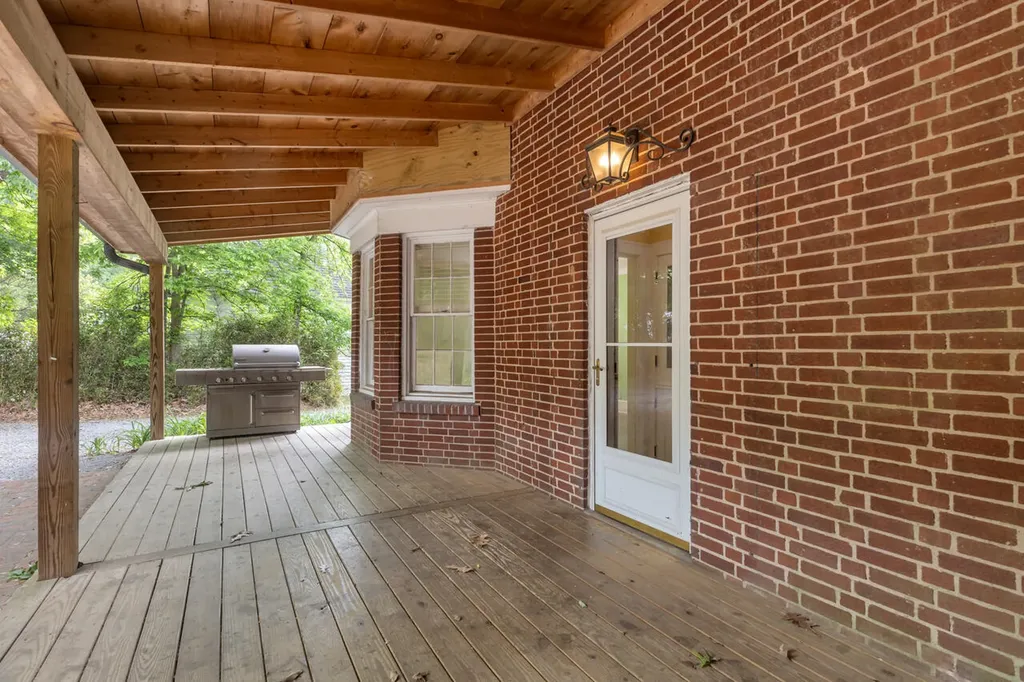 1106 Poplar Street Murray KY 42071