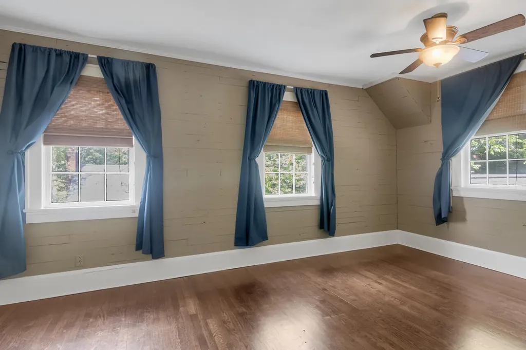 1106 Poplar Street Murray KY 42071