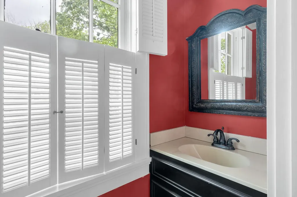 1106 Poplar Street Murray KY 42071