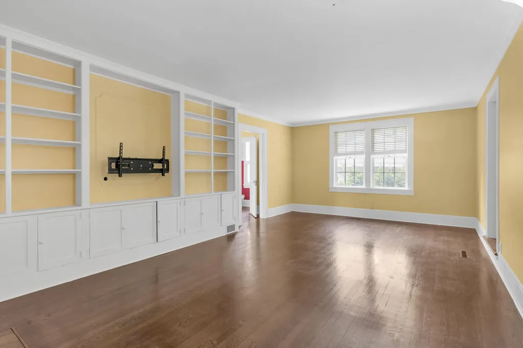 1106 Poplar Street Murray KY 42071