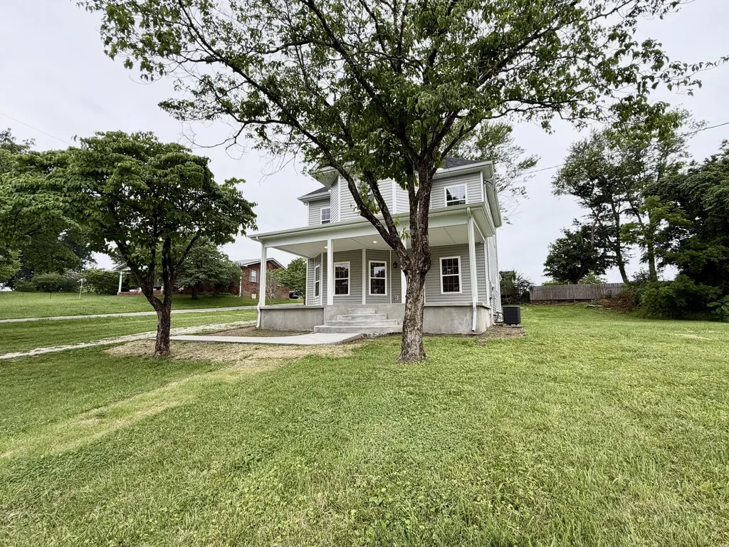 315 Garrett Street Ferguson KY 42533