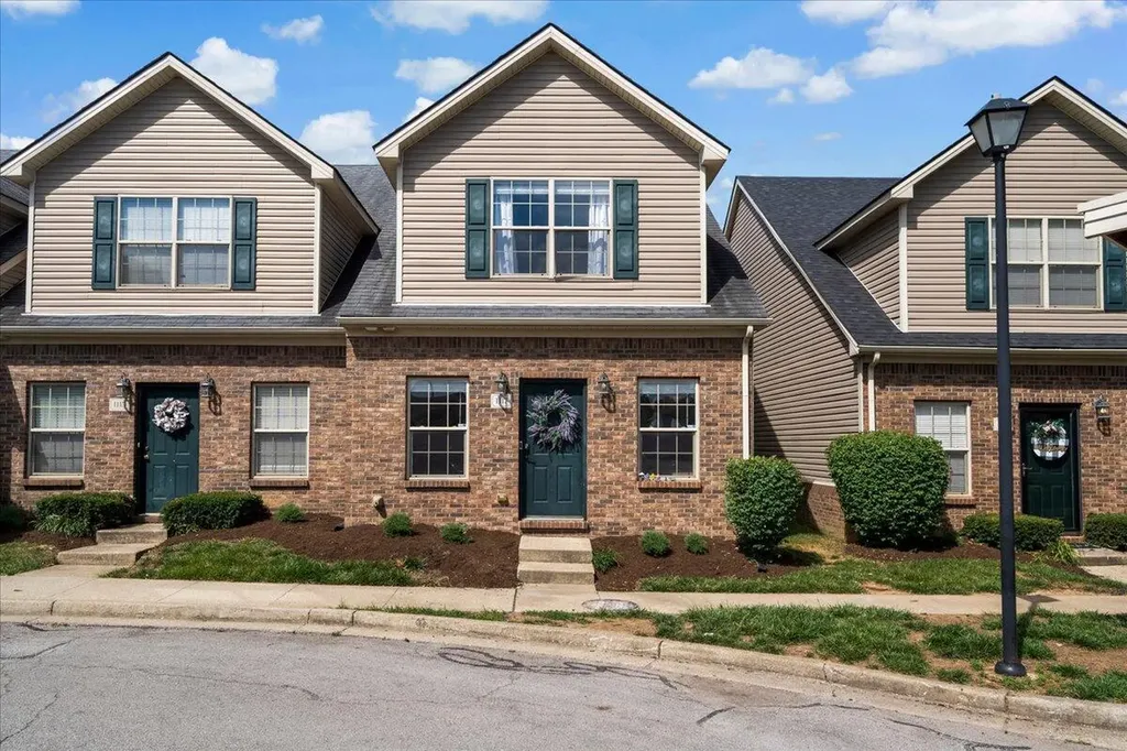 1117 Oatlands Park Lexington KY 40509