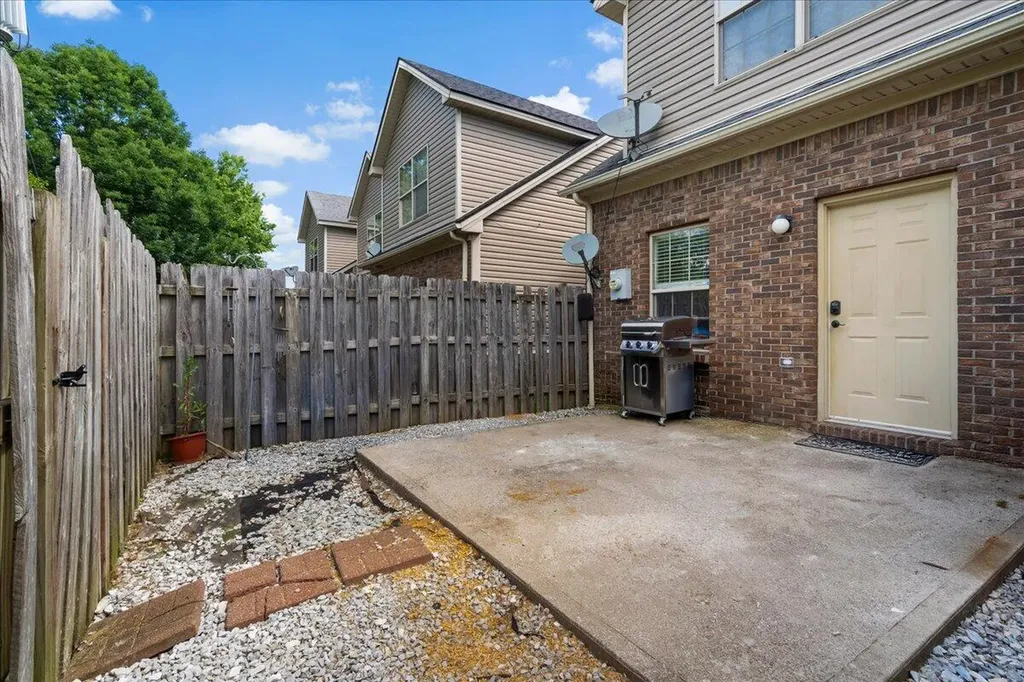 1117 Oatlands Park Lexington KY 40509