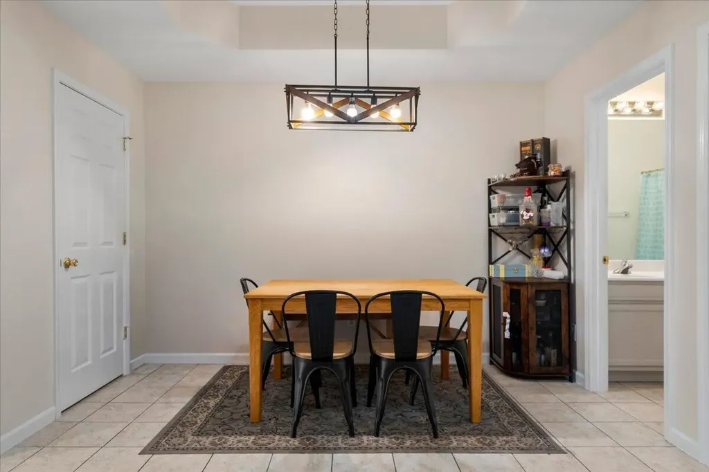 1117 Oatlands Park Lexington KY 40509