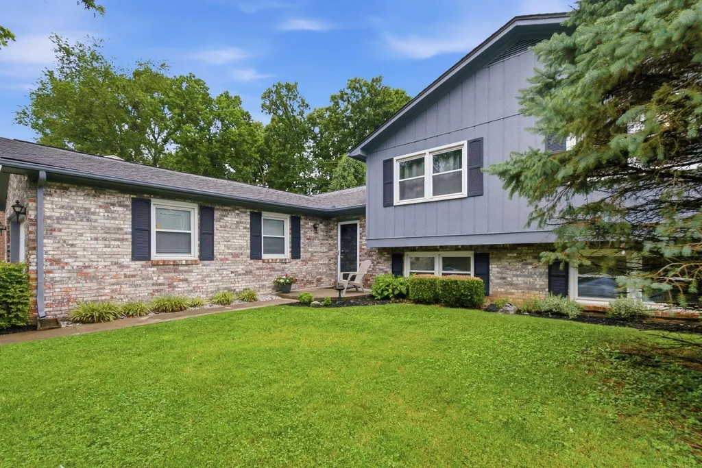 1981 Favell Court Lexington KY 40503