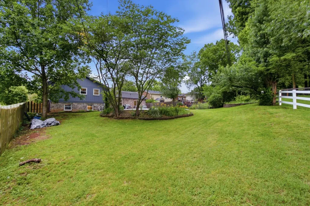 1981 Favell Court Lexington KY 40503