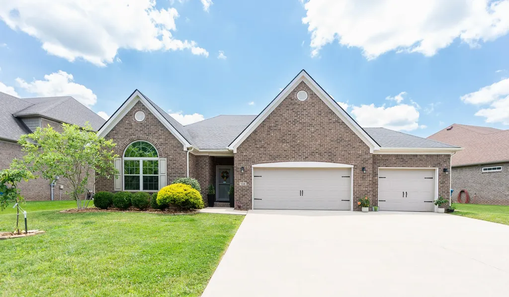 136 Inverness Drive Georgetown KY 40324