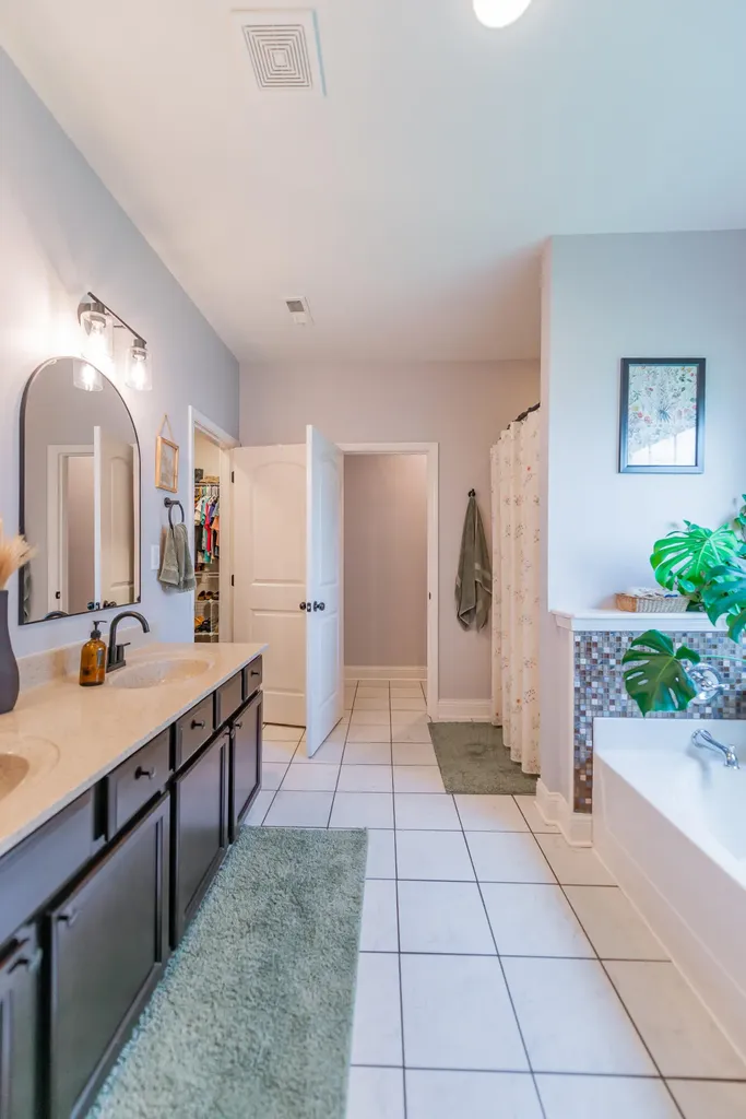 136 Inverness Drive Georgetown KY 40324