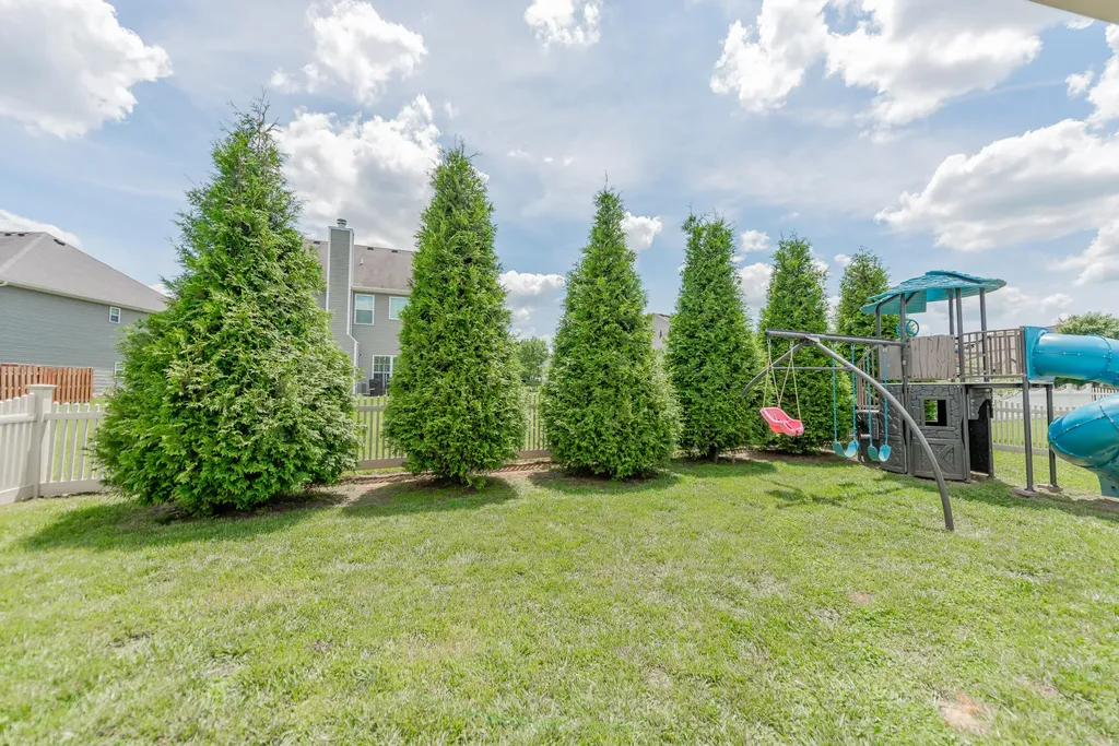 136 Inverness Drive Georgetown KY 40324