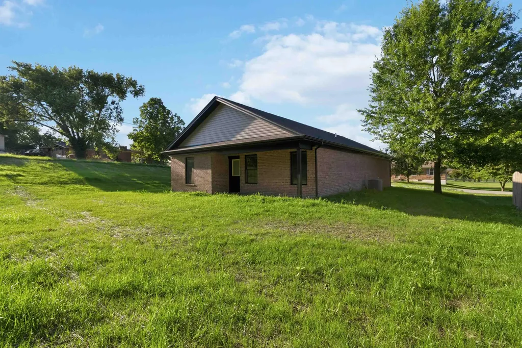201 Overland Drive Richmond KY 40475