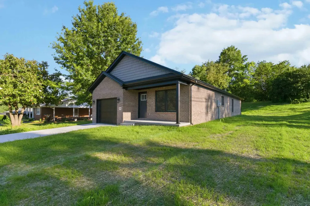 201 Overland Drive Richmond KY 40475