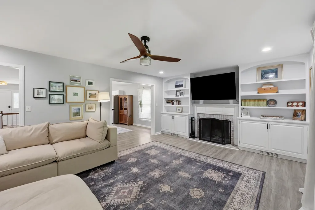 605 & 607 Camino Drive Lexington KY 40502