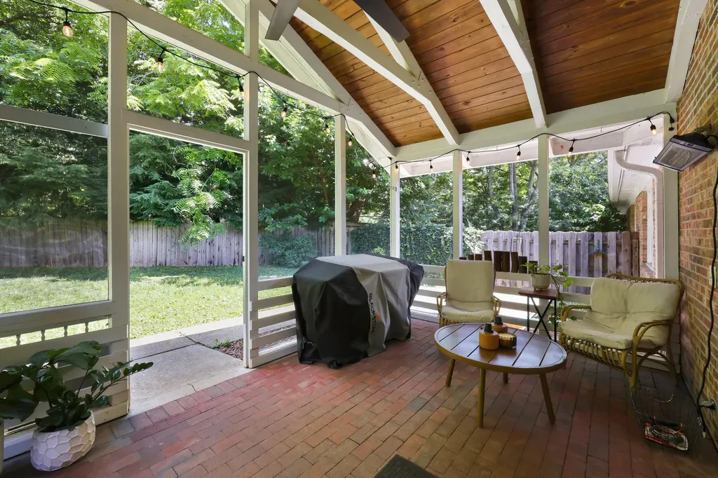 605 & 607 Camino Drive Lexington KY 40502
