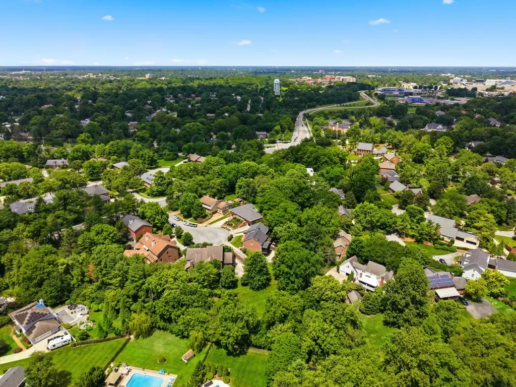 605 & 607 Camino Drive Lexington KY 40502
