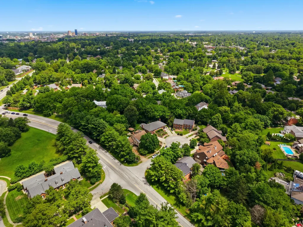 605 & 607 Camino Drive Lexington KY 40502