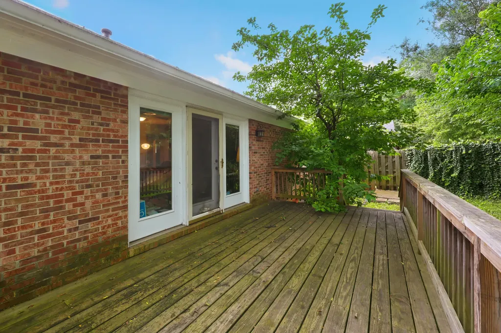 605 & 607 Camino Drive Lexington KY 40502