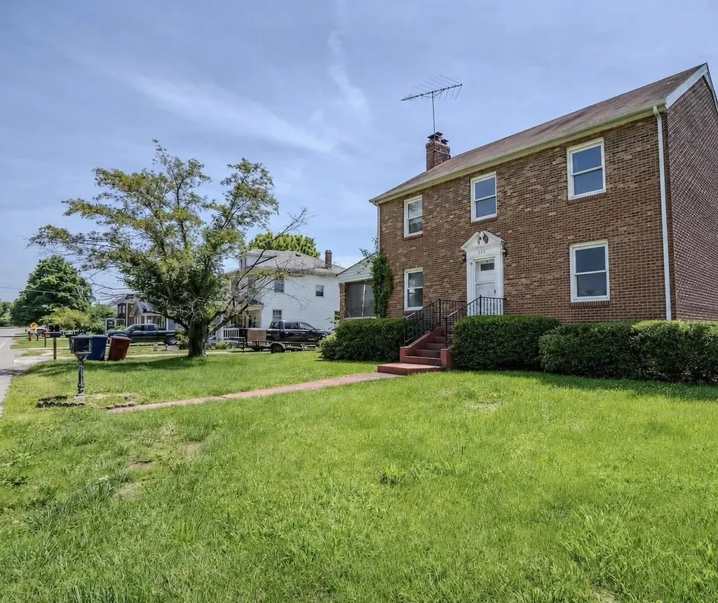 1212 Walnut Street Greenup KY 41144