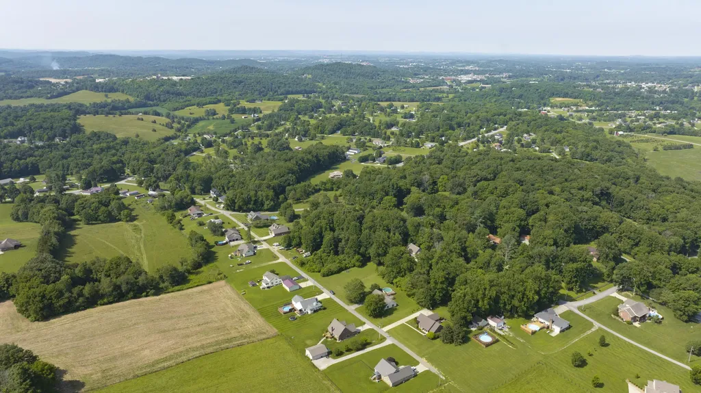 187 Daisy Lane Somerset KY 42503