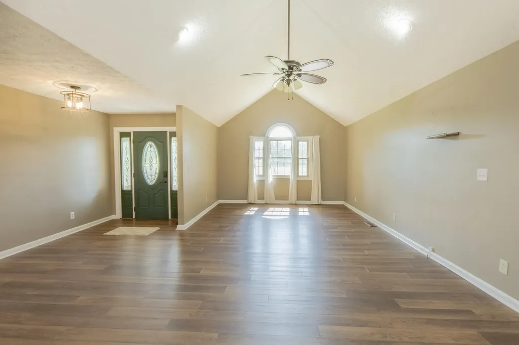 187 Daisy Lane Somerset KY 42503