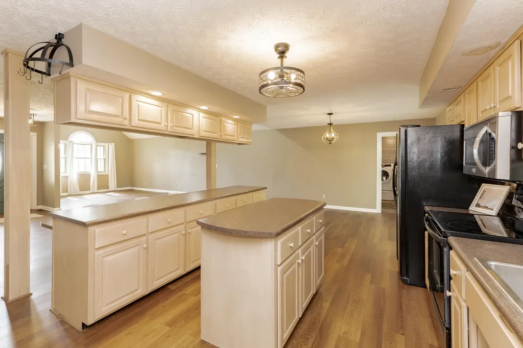 187 Daisy Lane Somerset KY 42503