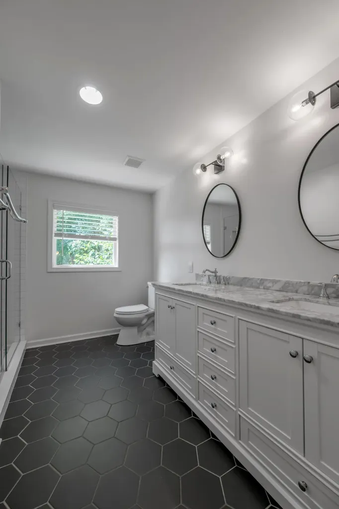 688 Sheridan Drive Lexington KY 40503
