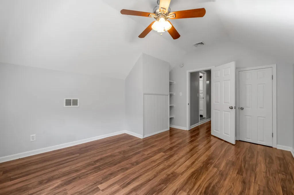 688 Sheridan Drive Lexington KY 40503