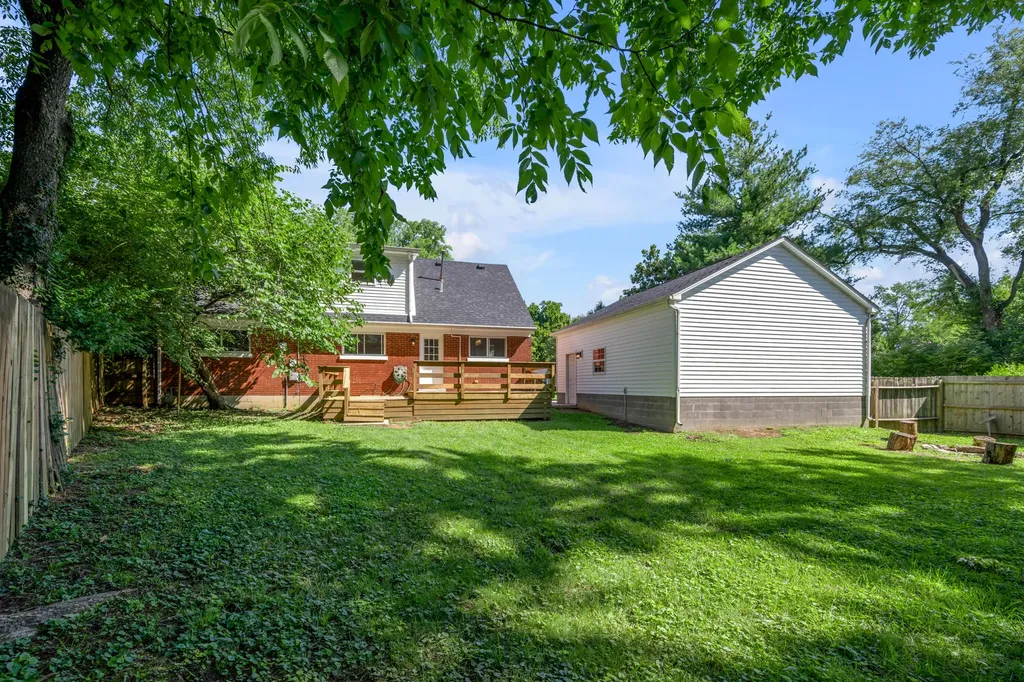 688 Sheridan Drive Lexington KY 40503