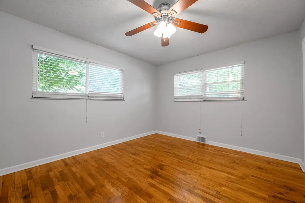 688 Sheridan Drive Lexington KY 40503