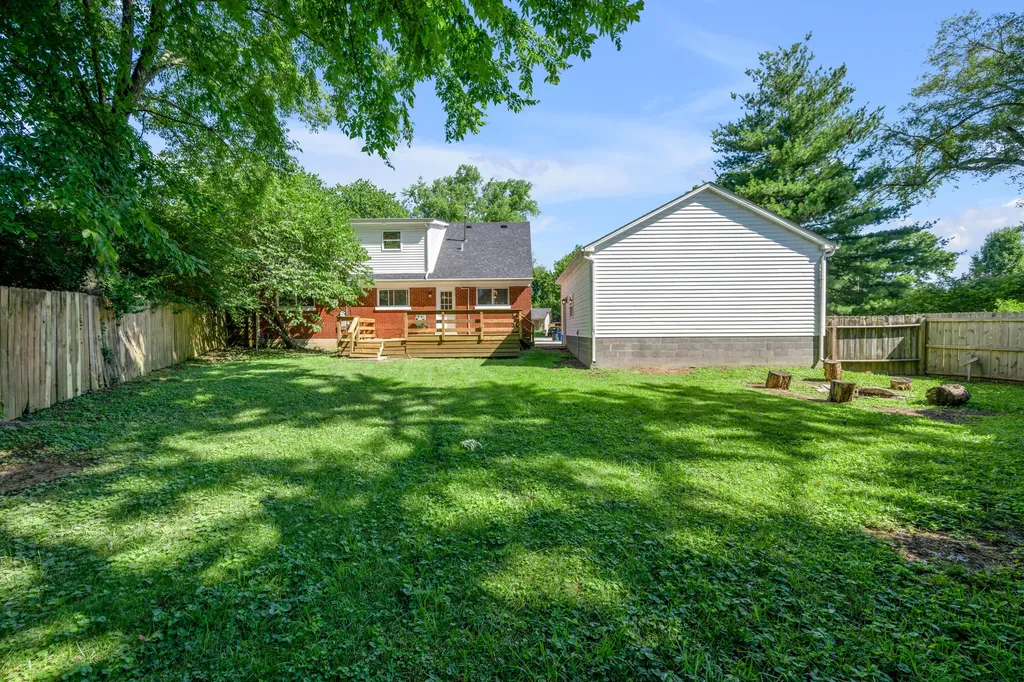 688 Sheridan Drive Lexington KY 40503