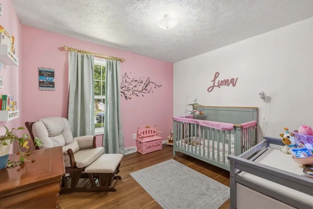 215 Azalea Street Harrodsburg KY 40330