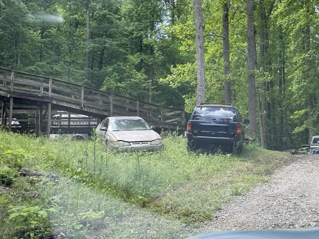 1676 Highway 3447 Mckee KY 40447
