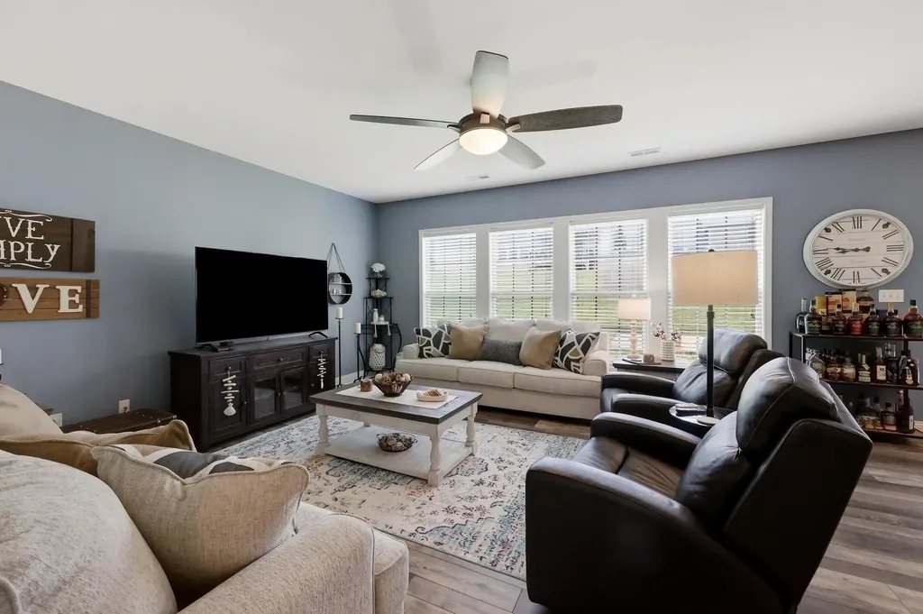4009 Mooncoin Way Lexington KY 40515