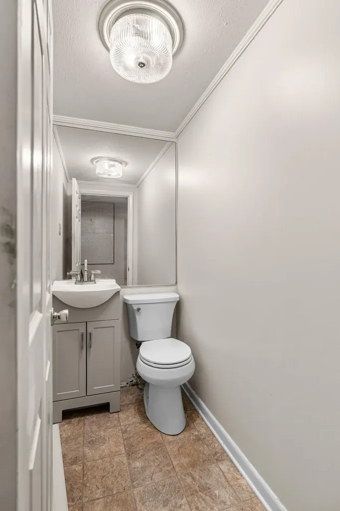 2009 Dellwood Drive Lexington KY 40503